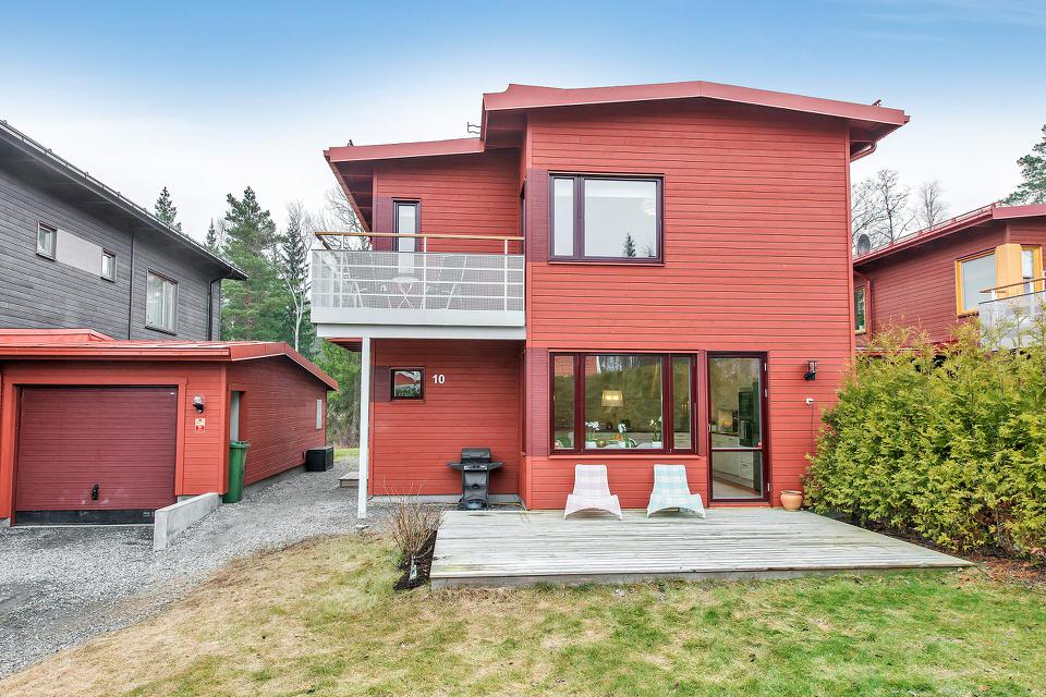 Fasadrenovering Byta Trapanel